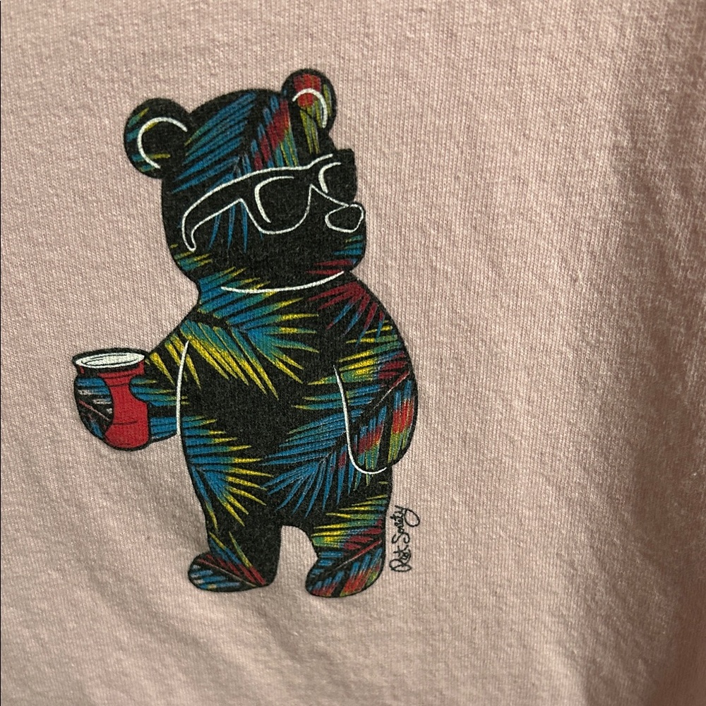 VINTAGE Riot Society Pink Short Sleeve Tee with Bear Graphic - Picture 2 of 4